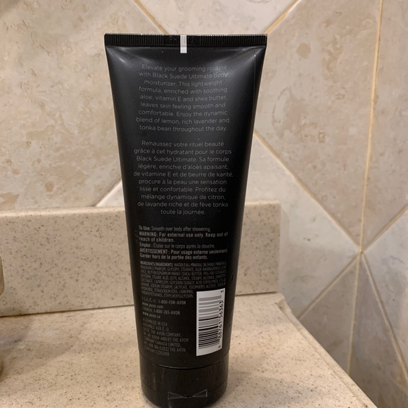 Black Suede Men’s Body Moisturizer - Picture 2 of 2